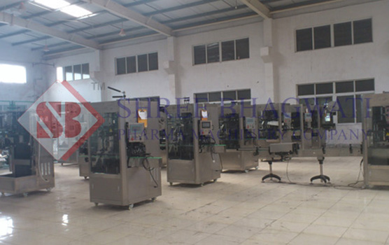 Shrink Sleeve Label Applicator Shrink Sleeve Machines with Tunnels