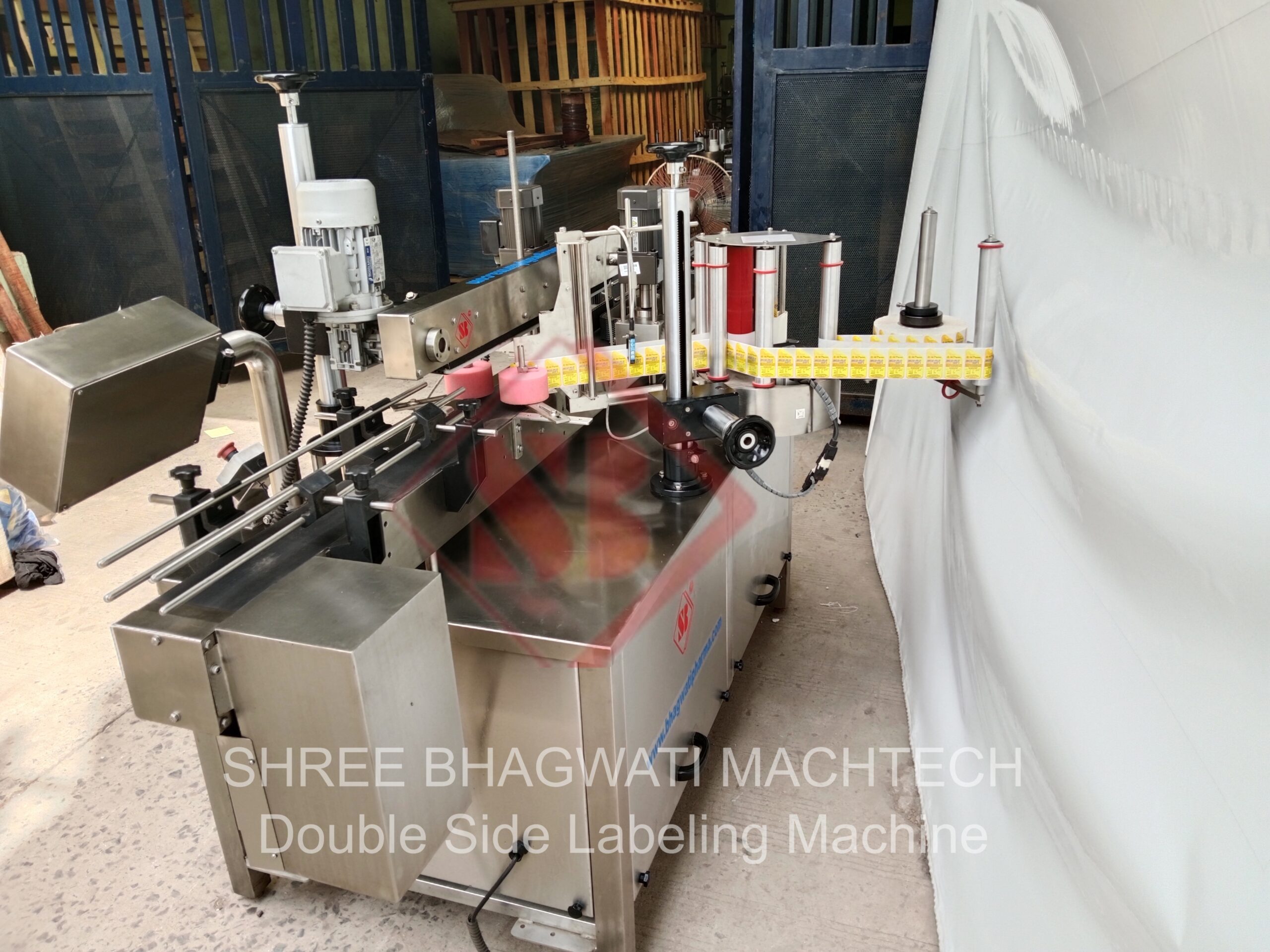 Double Side Labeling Machine Exporter