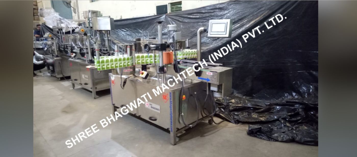 Chemical and Cleaning Product Labeling Machines: Precision and Durability for Industry Needs