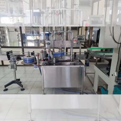 Square Mineral Water Bottle Labeling Machine (Front and Back)