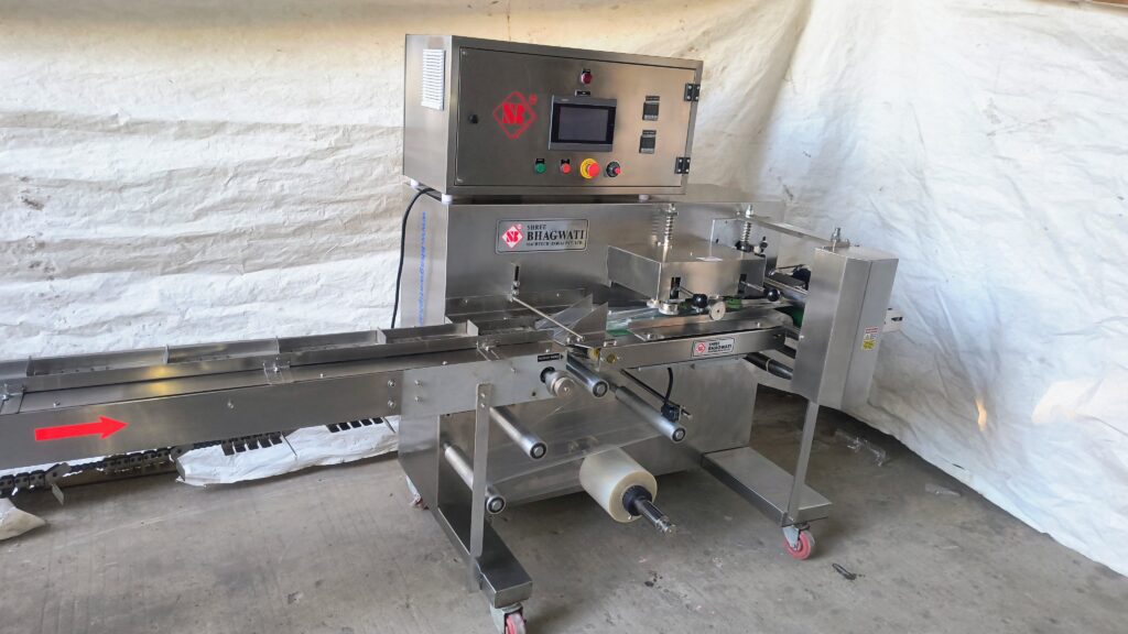 Automatic Flow Wrap Packing Machine