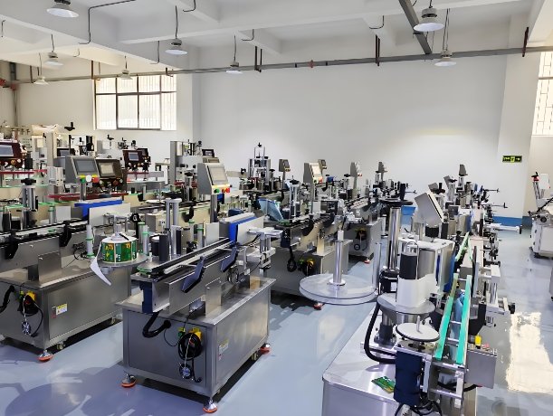 Versatile Sticker Labeling Machine